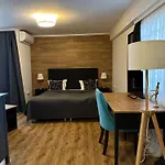 Art Hotel 2*
