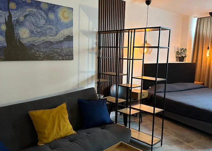 Hotel Art 2*